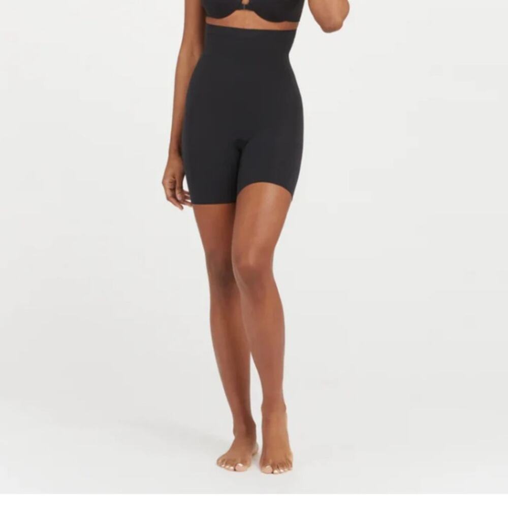 SPANX Higher Power Short. Very Black. Size‎ Small